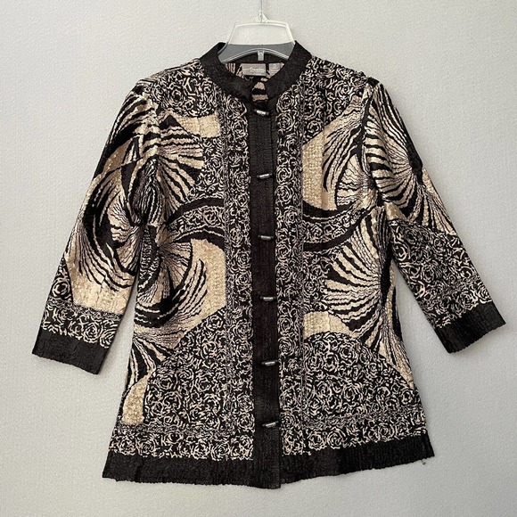 Chico's Tops - Chicos Travelers Mandarin Collar Toggle Button Top
